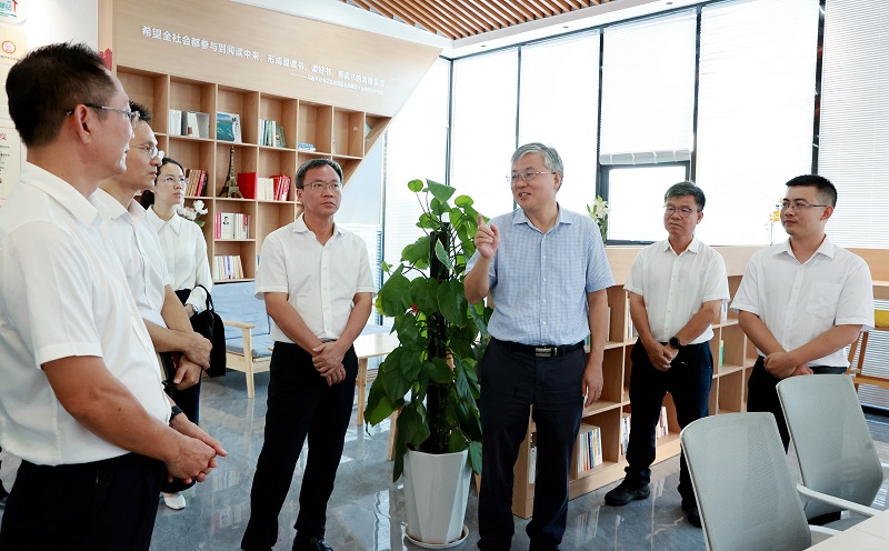 周紅波結(jié)合學(xué)習(xí)宣傳貫徹黨的二十屆三中全會(huì)精神調(diào)研調(diào)結(jié)構(gòu)促發(fā)展保就業(yè)工作